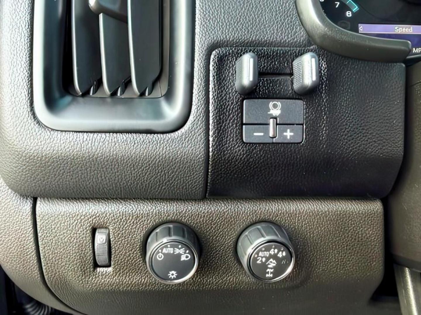2021 BLACK /LEATHER Chevrolet Colorado (1GCGTEENXM1) with an 36L V-6 gasoline direct injection engine, Automatic transmission, located at 1175 N Woodruff Ave, Idaho Falls, ID, 83401, 43.506901, -111.999657 - At Timberline Auto, finding a great deal on your next vehicle is always easy! Our experienced sales staff's goal is to help find you the right vehicle at the right price! Our knowledgeable finance department has options for almost any credit score. We offer extended service contract options to prote - Photo#22