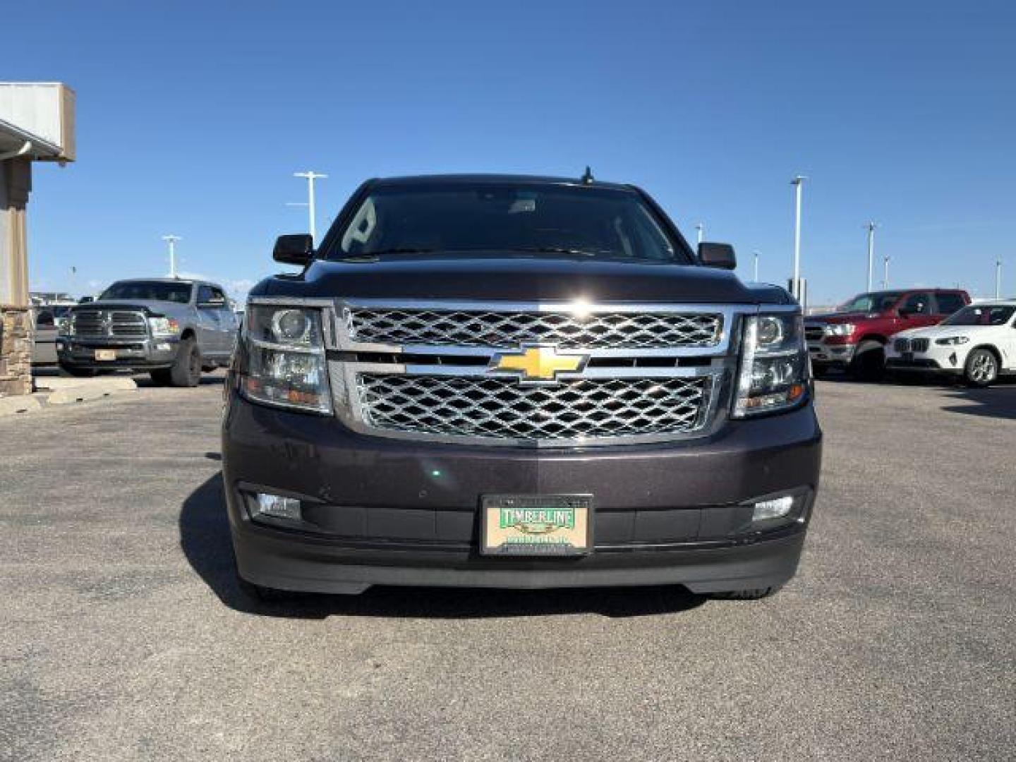 2018 GRAY /Jet Black Chevrolet Tahoe (1GNSKBKCXJR) with an EcoTec3 53L V-8 gasoline direct injection engine, Automatic transmission, located at 1175 N Woodruff Ave, Idaho Falls, ID, 83401, 43.506901, -111.999657 - Photo#40