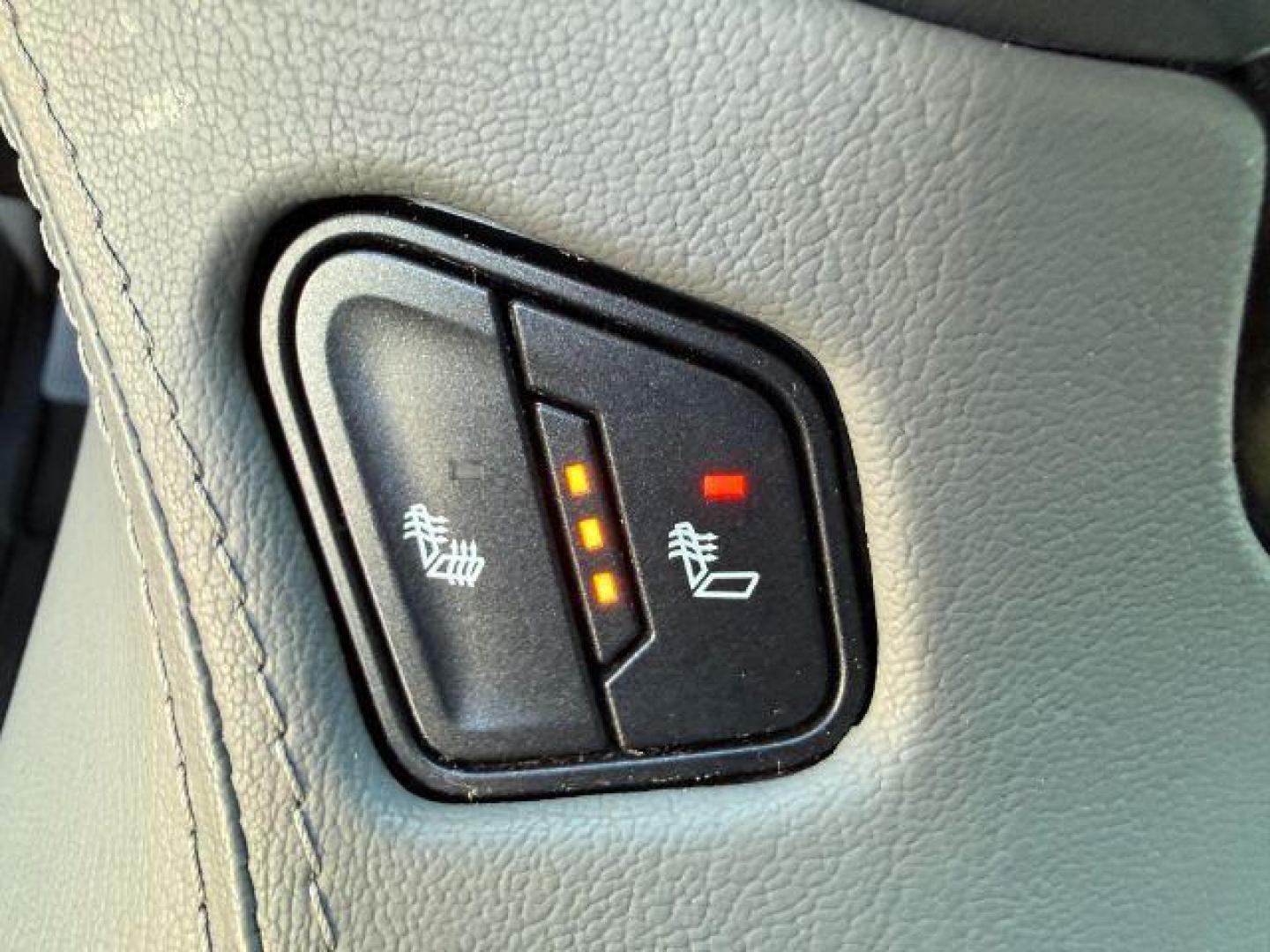 2018 GRAY /Jet Black Chevrolet Tahoe (1GNSKBKCXJR) with an EcoTec3 53L V-8 gasoline direct injection engine, Automatic transmission, located at 1175 N Woodruff Ave, Idaho Falls, ID, 83401, 43.506901, -111.999657 - Photo#49