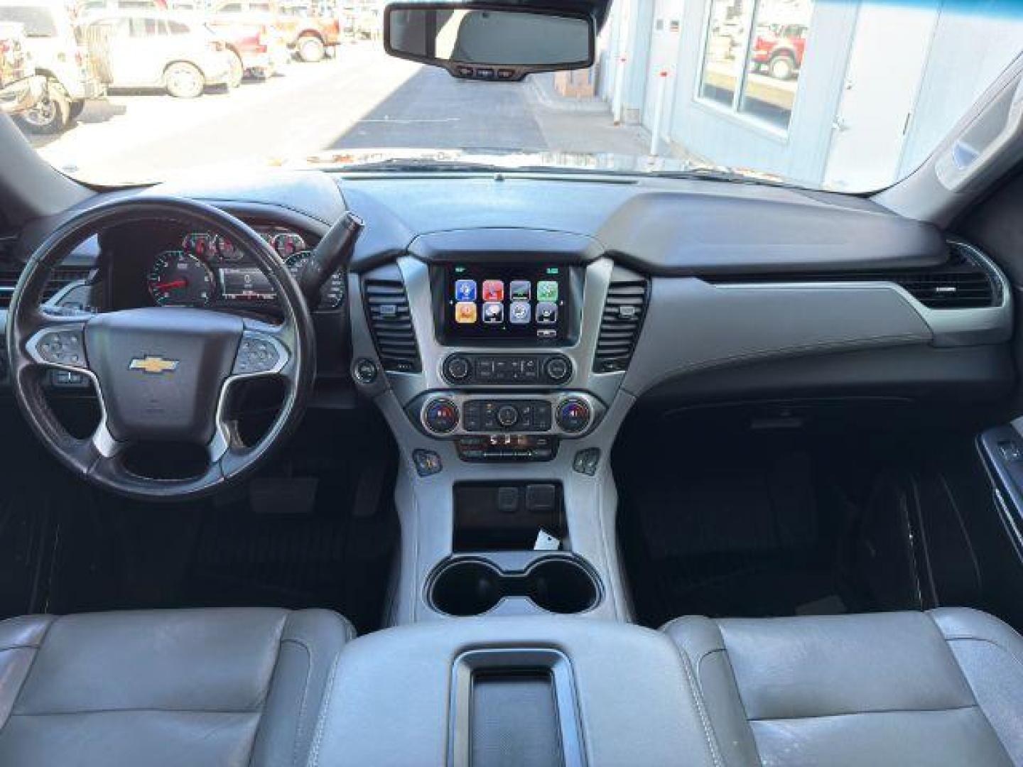 2018 GRAY /Jet Black Chevrolet Tahoe (1GNSKBKCXJR) with an EcoTec3 53L V-8 gasoline direct injection engine, Automatic transmission, located at 1175 N Woodruff Ave, Idaho Falls, ID, 83401, 43.506901, -111.999657 - Photo#54