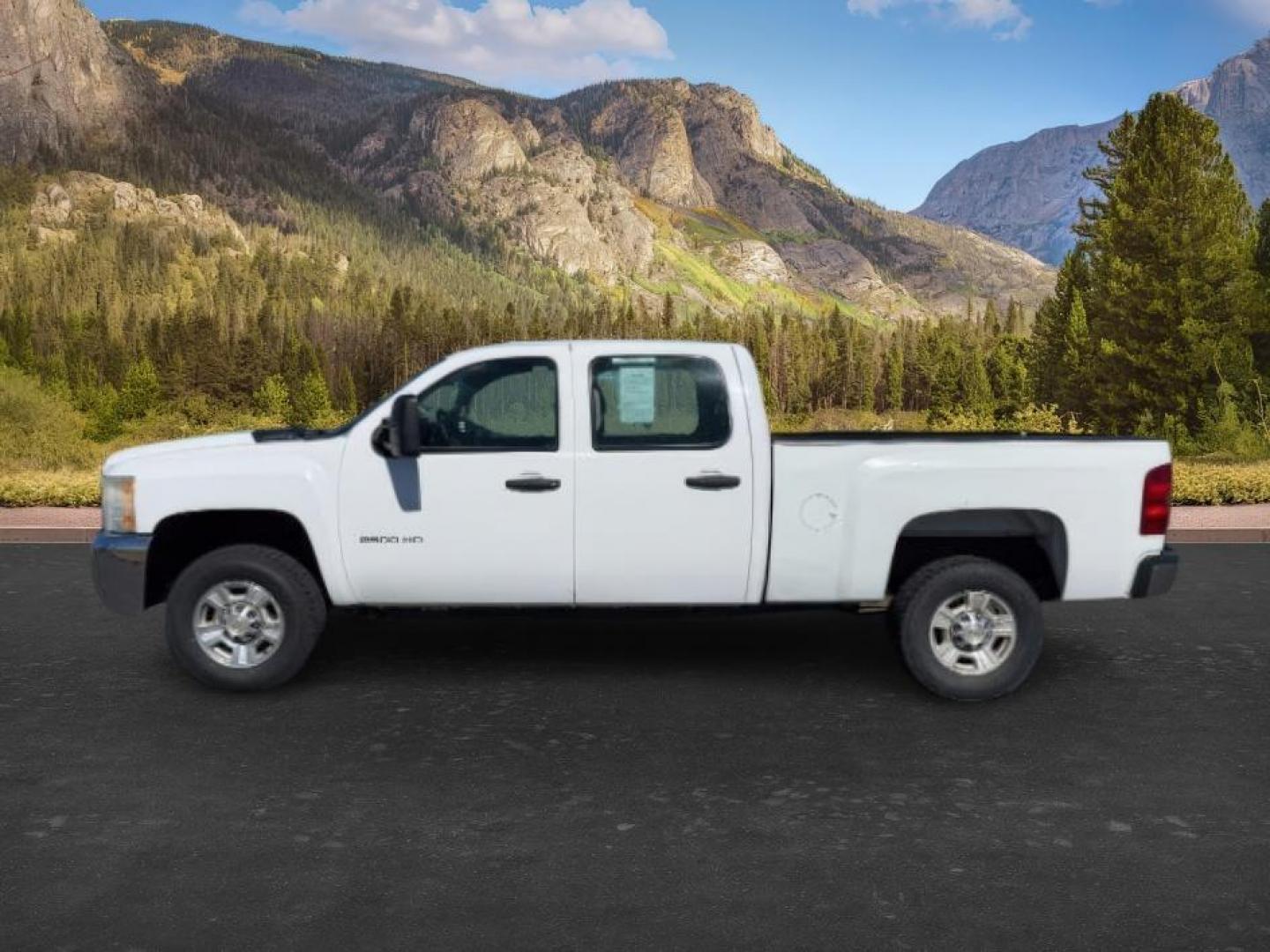 2010 WHITE /Dark Titanium Chevrolet Silverado 2500HD (1GC4KVBG7AF) with an Vortec 6L V-8 variable valve control engine, Automatic transmission, located at 1175 N Woodruff Ave, Idaho Falls, ID, 83401, 43.506901, -111.999657 - At Timberline Auto, finding a great deal on your next vehicle is always easy! Our experienced sales staff's goal is to help find you the right vehicle at the right price! Our knowledgeable finance department has options for almost any credit score. We offer extended service contract options to prote - Photo#0