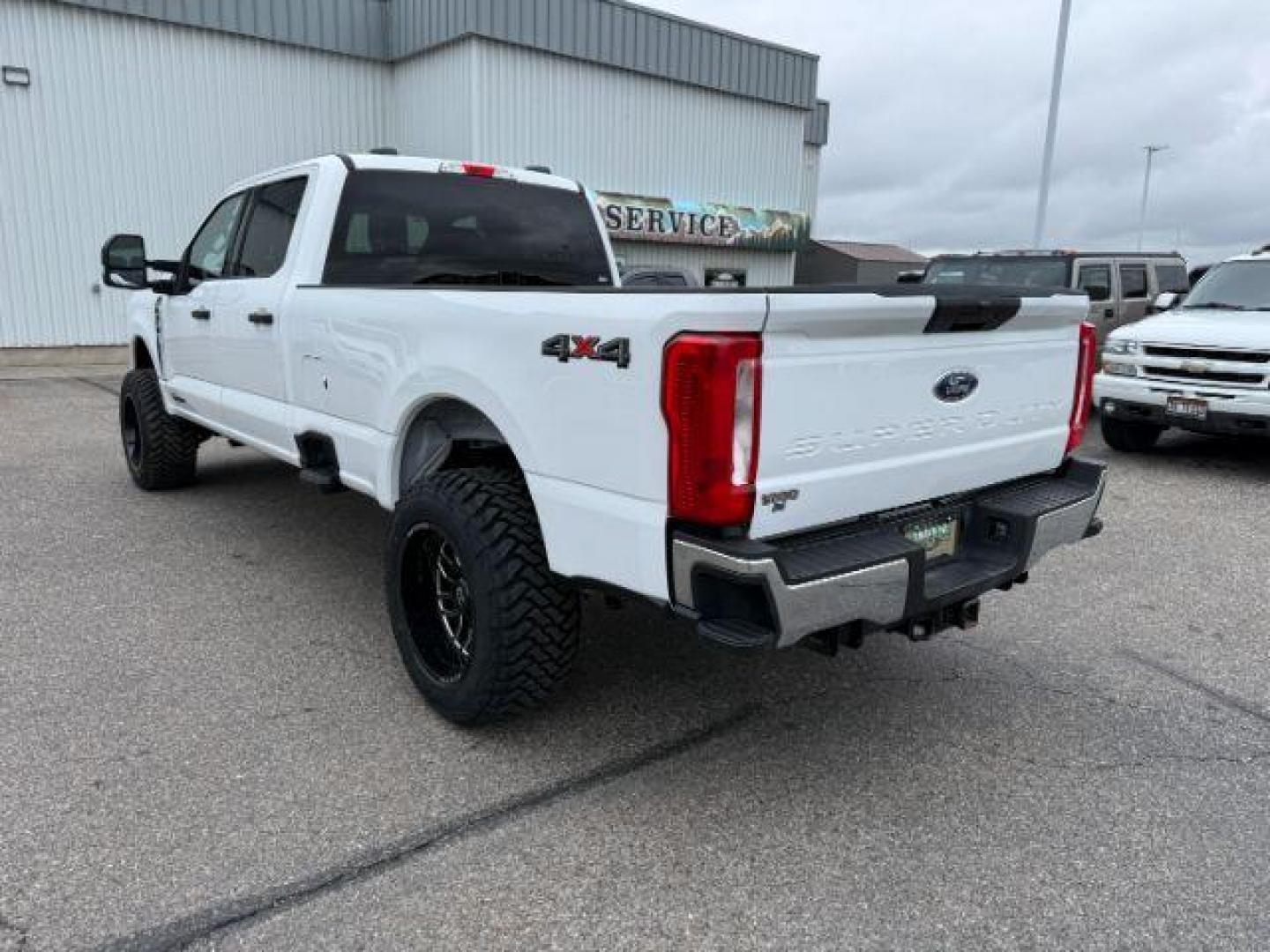 2024 WHITE /Medium Dark Slate Ford F-350 (1FT8W3BT0RE) with an Powerstroke 67L V-8 diesel direct injection engine, Automatic transmission, located at 1175 N Woodruff Ave, Idaho Falls, ID, 83401, 43.506901, -111.999657 - At Timberline Auto, finding a great deal on your next vehicle is always easy! Our experienced sales staff's goal is to help find you the right vehicle at the right price! Our knowledgeable finance department has options for almost any credit score. We offer extended service contract options to prote - Photo#27