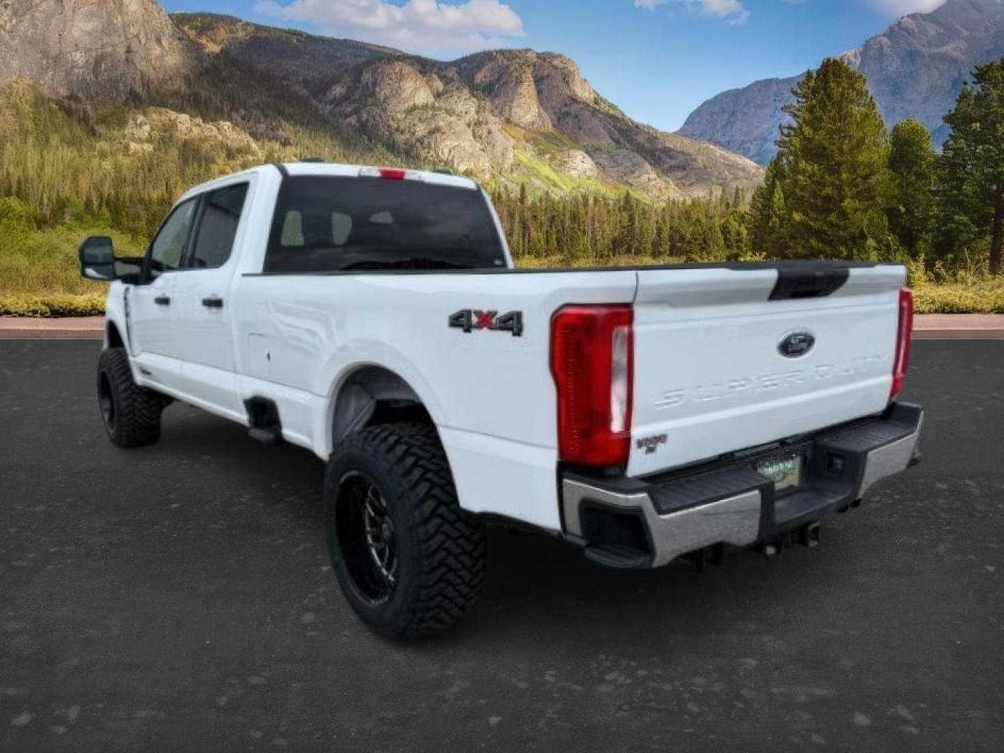 2024 WHITE /Medium Dark Slate Ford F-350 (1FT8W3BT0RE) with an Powerstroke 67L V-8 diesel direct injection engine, Automatic transmission, located at 1175 N Woodruff Ave, Idaho Falls, ID, 83401, 43.506901, -111.999657 - At Timberline Auto, finding a great deal on your next vehicle is always easy! Our experienced sales staff's goal is to help find you the right vehicle at the right price! Our knowledgeable finance department has options for almost any credit score. We offer extended service contract options to prote - Photo#2