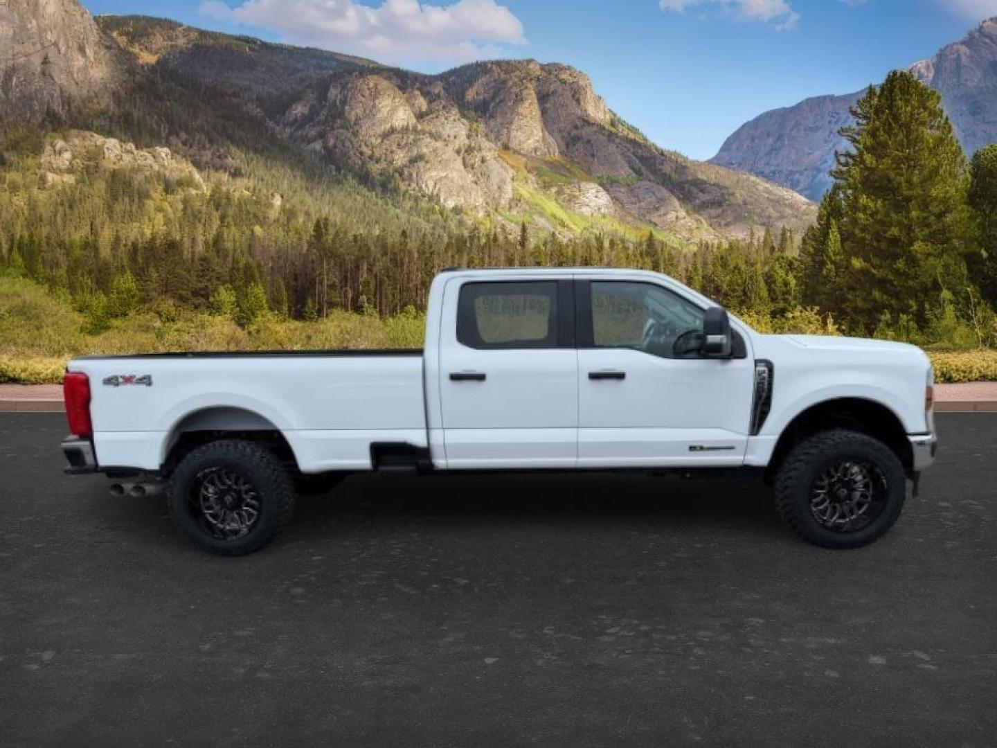 2024 WHITE /Medium Dark Slate Ford F-350 (1FT8W3BT0RE) with an Powerstroke 67L V-8 diesel direct injection engine, Automatic transmission, located at 1175 N Woodruff Ave, Idaho Falls, ID, 83401, 43.506901, -111.999657 - At Timberline Auto, finding a great deal on your next vehicle is always easy! Our experienced sales staff's goal is to help find you the right vehicle at the right price! Our knowledgeable finance department has options for almost any credit score. We offer extended service contract options to prote - Photo#6