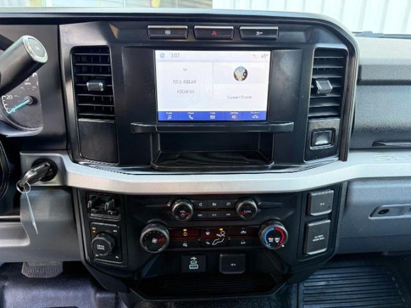 2024 Oxford White /Medium Dark Slate Ford F-350 XLT (1FT8W3BT0RE) with an V8, 6.7L engine, 10-speed automatic transmission, located at 1175 N Woodruff Ave, Idaho Falls, ID, 83401, 43.506901, -111.999657 - <b>Vehicle Details</b><br>Take on demanding jobs and weekend adventures in this pre-owned 2024 Ford F-350 Super Duty XLT, now available in Idaho Falls, ID. With 41,050 miles, this heavy-duty pickup delivers the strength, capability, and refinement truck buyers want. Powered by a legendary 6.7L V8 Di- Photo#15