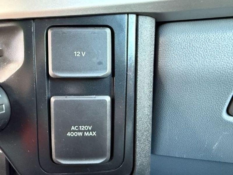 2024 Oxford White /Medium Dark Slate Ford F-350 XLT (1FT8W3BT0RE) with an V8, 6.7L engine, 10-speed automatic transmission, located at 1175 N Woodruff Ave, Idaho Falls, ID, 83401, 43.506901, -111.999657 - <b>Vehicle Details</b><br>Take on demanding jobs and weekend adventures in this pre-owned 2024 Ford F-350 Super Duty XLT, now available in Idaho Falls, ID. With 41,050 miles, this heavy-duty pickup delivers the strength, capability, and refinement truck buyers want. Powered by a legendary 6.7L V8 Di- Photo#18