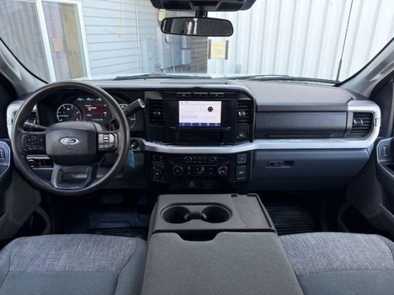 2024 Oxford White /Medium Dark Slate Ford F-350 XLT (1FT8W3BT0RE) with an V8, 6.7L engine, 10-speed automatic transmission, located at 1175 N Woodruff Ave, Idaho Falls, ID, 83401, 43.506901, -111.999657 - <b>Vehicle Details</b><br>Take on demanding jobs and weekend adventures in this pre-owned 2024 Ford F-350 Super Duty XLT, now available in Idaho Falls, ID. With 41,050 miles, this heavy-duty pickup delivers the strength, capability, and refinement truck buyers want. Powered by a legendary 6.7L V8 Di- Photo#25