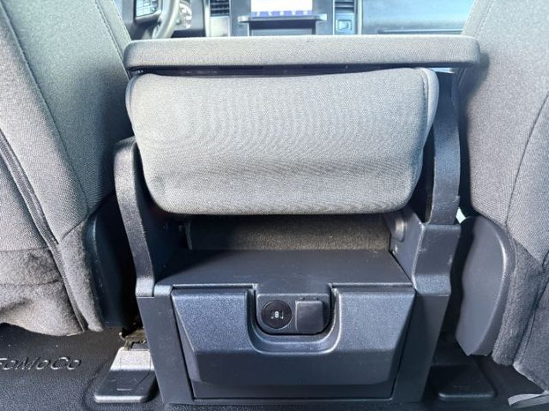 2024 Oxford White /Medium Dark Slate Ford F-350 XLT (1FT8W3BT0RE) with an V8, 6.7L engine, 10-speed automatic transmission, located at 1175 N Woodruff Ave, Idaho Falls, ID, 83401, 43.506901, -111.999657 - <b>Vehicle Details</b><br>Take on demanding jobs and weekend adventures in this pre-owned 2024 Ford F-350 Super Duty XLT, now available in Idaho Falls, ID. With 41,050 miles, this heavy-duty pickup delivers the strength, capability, and refinement truck buyers want. Powered by a legendary 6.7L V8 Di- Photo#26