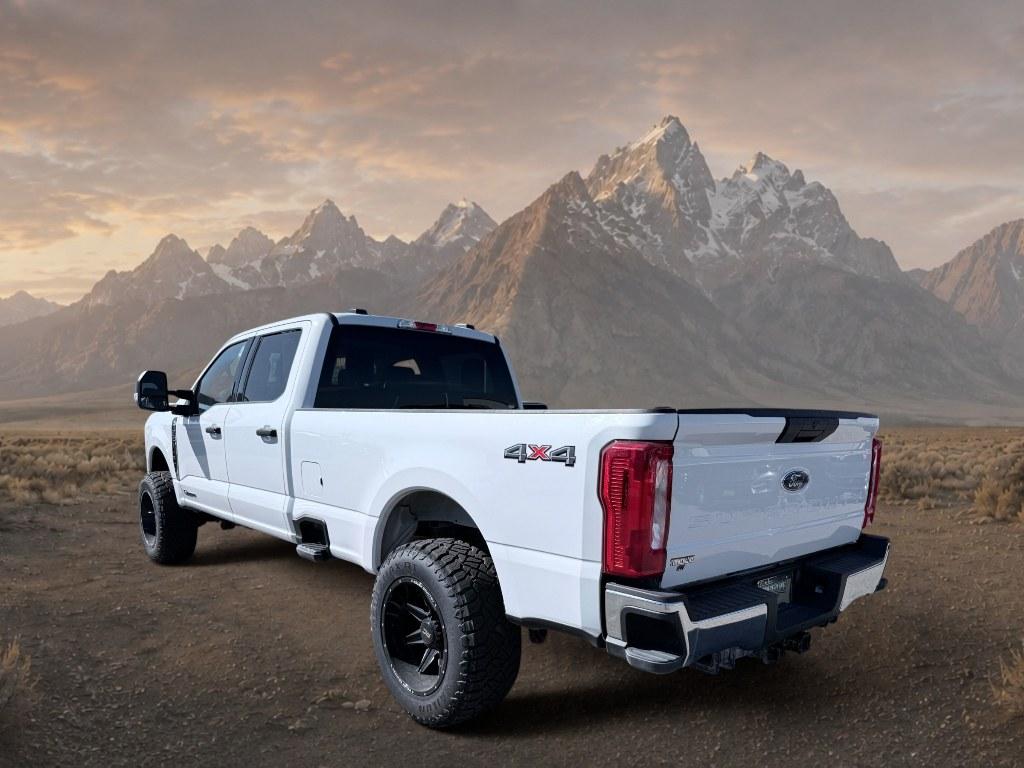2024 Oxford White /Medium Dark Slate Ford F-350 XLT (1FT8W3BT0RE) with an V8, 6.7L engine, 10-speed automatic transmission, located at 1175 N Woodruff Ave, Idaho Falls, ID, 83401, 43.506901, -111.999657 - <b>Vehicle Details</b><br>Take on demanding jobs and weekend adventures in this pre-owned 2024 Ford F-350 Super Duty XLT, now available in Idaho Falls, ID. With 41,050 miles, this heavy-duty pickup delivers the strength, capability, and refinement truck buyers want. Powered by a legendary 6.7L V8 Di- Photo#2