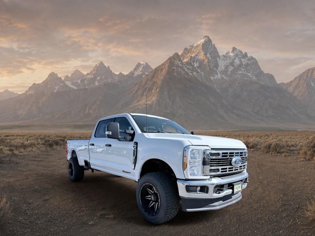 2024 Oxford White /Medium Dark Slate Ford F-350 XLT (1FT8W3BT0RE) with an V8, 6.7L engine, 10-speed automatic transmission, located at 1175 N Woodruff Ave, Idaho Falls, ID, 83401, 43.506901, -111.999657 - <b>Vehicle Details</b><br>Take on demanding jobs and weekend adventures in this pre-owned 2024 Ford F-350 Super Duty XLT, now available in Idaho Falls, ID. With 41,050 miles, this heavy-duty pickup delivers the strength, capability, and refinement truck buyers want. Powered by a legendary 6.7L V8 Di- Photo#6