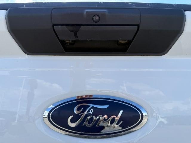 2024 WHITE /Medium Dark Slate Ford F-350 XLT (1FT8W3BT0RE) with an Powerstroke 6.7L V-8 diesel direct injection engine, AUTOMATIC transmission, located at 1235 N Woodruff Ave., Idaho Falls, 83401, (208) 523-1053, 43.507172, -112.000488 - At Timberline Auto, finding a great deal on your next vehicle is always easy! Our experienced sales staff's goal is to help find you the right vehicle at the right price! Our knowledgeable finance department has options for almost any credit score. We offer extended service contract options to prote- Photo#34