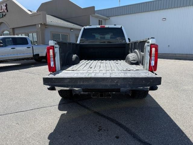 2024 WHITE /Medium Dark Slate Ford F-350 XLT (1FT8W3BT0RE) with an Powerstroke 6.7L V-8 diesel direct injection engine, AUTOMATIC transmission, located at 1235 N Woodruff Ave., Idaho Falls, 83401, (208) 523-1053, 43.507172, -112.000488 - At Timberline Auto, finding a great deal on your next vehicle is always easy! Our experienced sales staff's goal is to help find you the right vehicle at the right price! Our knowledgeable finance department has options for almost any credit score. We offer extended service contract options to prote- Photo#35