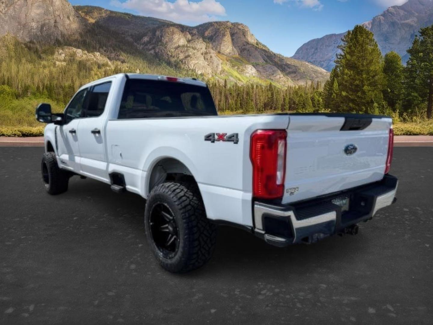 2024 WHITE /Medium Dark Slate Ford F-350 (1FT8W3BT0RE) with an Powerstroke 67L V-8 diesel direct injection engine, Automatic transmission, located at 1175 N Woodruff Ave, Idaho Falls, ID, 83401, 43.506901, -111.999657 - At Timberline Auto, finding a great deal on your next vehicle is always easy! Our experienced sales staff's goal is to help find you the right vehicle at the right price! Our knowledgeable finance department has options for almost any credit score. We offer extended service contract options to prote - Photo#2