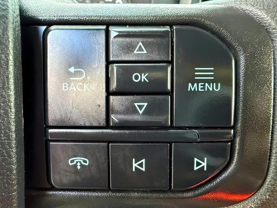 2024 WHITE /Medium Dark Slate Ford F-350 XLT (1FT8W3BT0RE) with an Powerstroke 6.7L V-8 diesel direct injection engine, AUTOMATIC transmission, located at 1235 N Woodruff Ave., Idaho Falls, 83401, (208) 523-1053, 43.507172, -112.000488 - At Timberline Auto, finding a great deal on your next vehicle is always easy! Our experienced sales staff's goal is to help find you the right vehicle at the right price! Our knowledgeable finance department has options for almost any credit score. We offer extended service contract options to prote- Photo#21