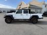 2020 WHITE /Black Jeep Gladiator Sport S 4x4 (1C6HJTAG9LL) with an 3.6L V-6 DOHC engine, AUTOMATIC transmission, located at 1235 N Woodruff Ave., Idaho Falls, 83401, (208) 523-1053, 43.507172, -112.000488 - At Timberline Auto, finding a great deal on your next vehicle is always easy! Our experienced sales staff's goal is to help find you the right vehicle at the right price! Our knowledgeable finance department has options for almost any credit score. We offer extended service contract options to prote - Photo#26