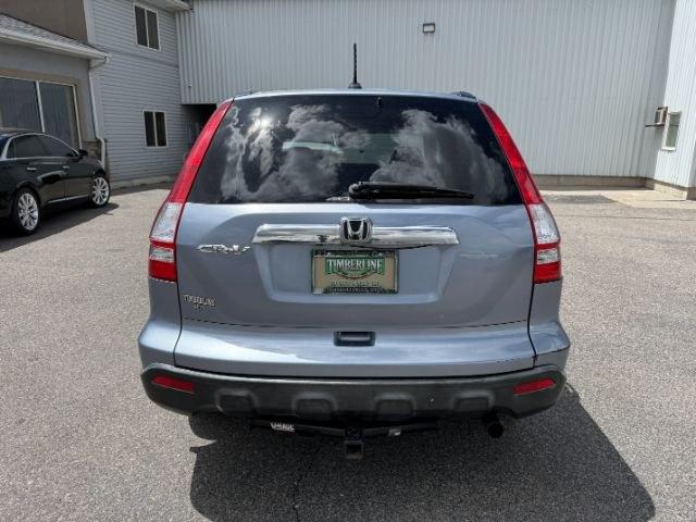 2007 BLUE /Black Honda CR-V EX-L (JHLRE48757C) with an 2.4L I-4 DOHC engine, AUTOMATIC transmission, located at 1235 N Woodruff Ave., Idaho Falls, 83401, (208) 523-1053, 43.507172, -112.000488 - This 2007 Honda CR-V is a practical compact SUV built for dependable daily use and flexible cargo hauling. Powered by a 2.4L I4 engine, it delivers consistent performance with efficient operation for commuting, errands, and longer drives. AWD capability adds confidence in changing road conditions, m- Photo#28