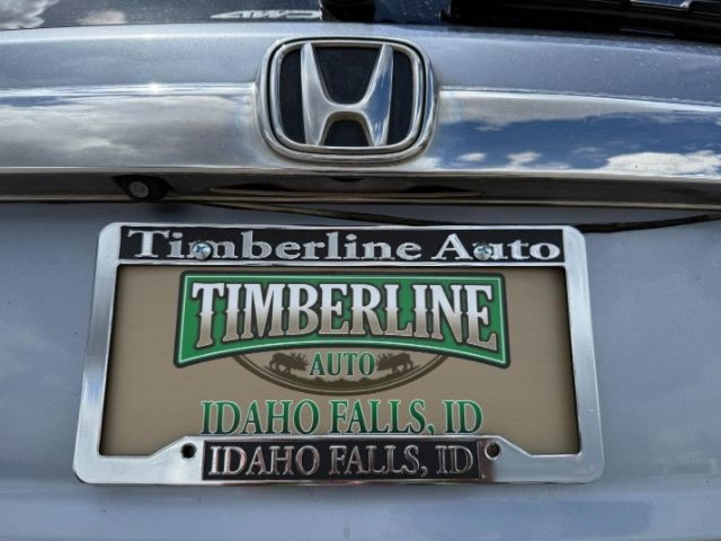 2007 BLUE /Black Honda CR-V EX-L (JHLRE48757C) with an 2.4L I-4 DOHC engine, AUTOMATIC transmission, located at 1235 N Woodruff Ave., Idaho Falls, 83401, (208) 523-1053, 43.507172, -112.000488 - At Timberline Auto, finding a great deal on your next vehicle is always easy! Our experienced sales staff's goal is to help find you the right vehicle at the right price! Our knowledgeable finance department has options for almost any credit score. We offer extended service contract options to prote - Photo#29