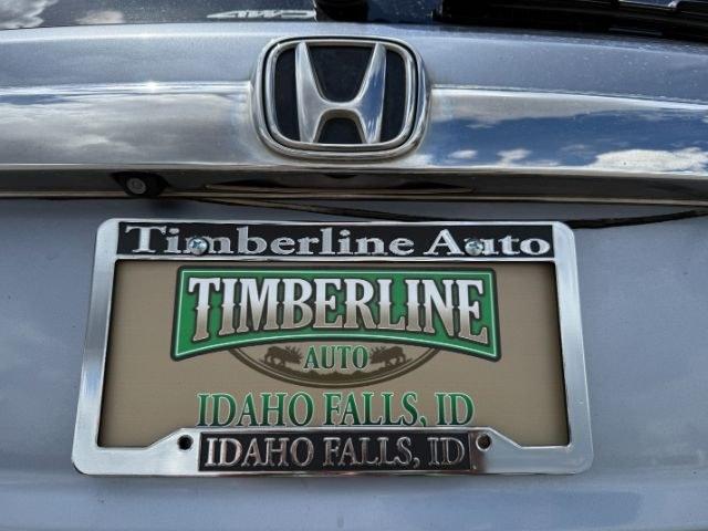 2007 BLUE /Black Honda CR-V EX-L (JHLRE48757C) with an 2.4L I-4 DOHC engine, AUTOMATIC transmission, located at 1235 N Woodruff Ave., Idaho Falls, 83401, (208) 523-1053, 43.507172, -112.000488 - This 2007 Honda CR-V is a practical compact SUV built for dependable daily use and flexible cargo hauling. Powered by a 2.4L I4 engine, it delivers consistent performance with efficient operation for commuting, errands, and longer drives. AWD capability adds confidence in changing road conditions, m- Photo#29