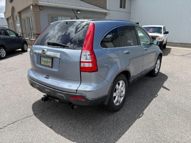2007 BLUE /Black Honda CR-V EX-L (JHLRE48757C) with an 2.4L I-4 DOHC engine, AUTOMATIC transmission, located at 1235 N Woodruff Ave., Idaho Falls, 83401, (208) 523-1053, 43.507172, -112.000488 - This 2007 Honda CR-V is a practical compact SUV built for dependable daily use and flexible cargo hauling. Powered by a 2.4L I4 engine, it delivers consistent performance with efficient operation for commuting, errands, and longer drives. AWD capability adds confidence in changing road conditions, m- Photo#30