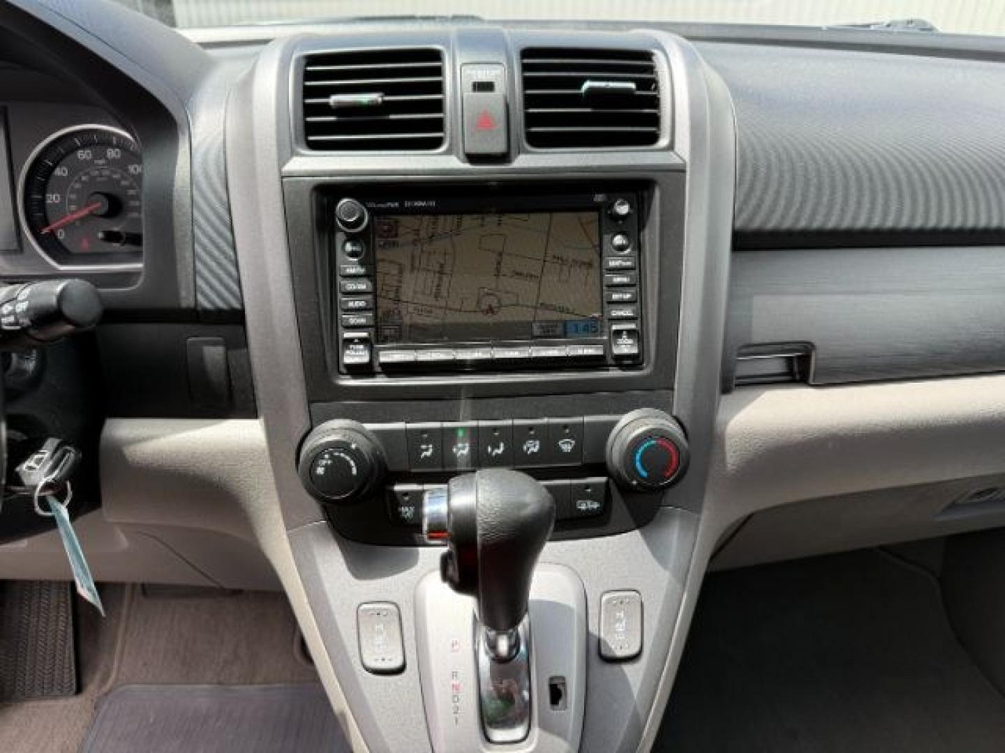 2007 BLUE /Black Honda CR-V EX-L (JHLRE48757C) with an 2.4L I-4 DOHC engine, AUTOMATIC transmission, located at 1235 N Woodruff Ave., Idaho Falls, 83401, (208) 523-1053, 43.507172, -112.000488 - At Timberline Auto, finding a great deal on your next vehicle is always easy! Our experienced sales staff's goal is to help find you the right vehicle at the right price! Our knowledgeable finance department has options for almost any credit score. We offer extended service contract options to prote - Photo#40