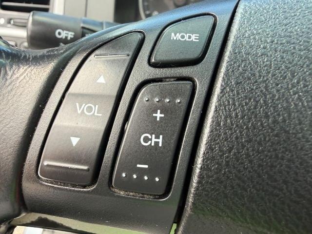 2007 BLUE /Black Honda CR-V EX-L (JHLRE48757C) with an 2.4L I-4 DOHC engine, AUTOMATIC transmission, located at 1235 N Woodruff Ave., Idaho Falls, 83401, (208) 523-1053, 43.507172, -112.000488 - This 2007 Honda CR-V is a practical compact SUV built for dependable daily use and flexible cargo hauling. Powered by a 2.4L I4 engine, it delivers consistent performance with efficient operation for commuting, errands, and longer drives. AWD capability adds confidence in changing road conditions, m- Photo#44