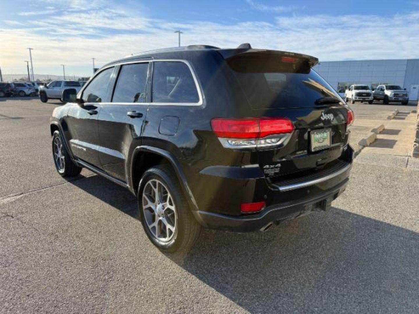 2018 BLACK /Black Jeep Grand Cherokee (1C4RJFBG2JC) with an Pentastar 36L V-6 DOHC engine, Automatic transmission, located at 1175 N Woodruff Ave, Idaho Falls, ID, 83401, 43.506901, -111.999657 - At Timberline Auto, finding a great deal on your next vehicle is always easy! Our experienced sales staff's goal is to help find you the right vehicle at the right price! Our knowledgeable finance department has options for almost any credit score. We offer extended service contract options to prote - Photo#2