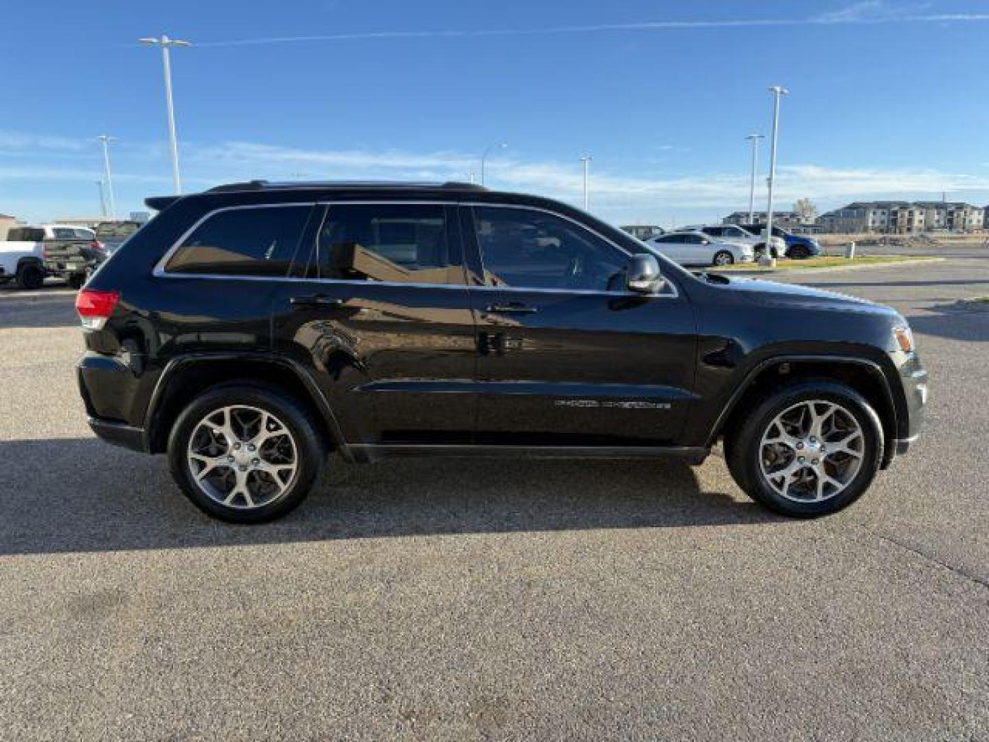 2018 BLACK /Black Jeep Grand Cherokee (1C4RJFBG2JC) with an Pentastar 36L V-6 DOHC engine, Automatic transmission, located at 1175 N Woodruff Ave, Idaho Falls, ID, 83401, 43.506901, -111.999657 - At Timberline Auto, finding a great deal on your next vehicle is always easy! Our experienced sales staff's goal is to help find you the right vehicle at the right price! Our knowledgeable finance department has options for almost any credit score. We offer extended service contract options to prote - Photo#9