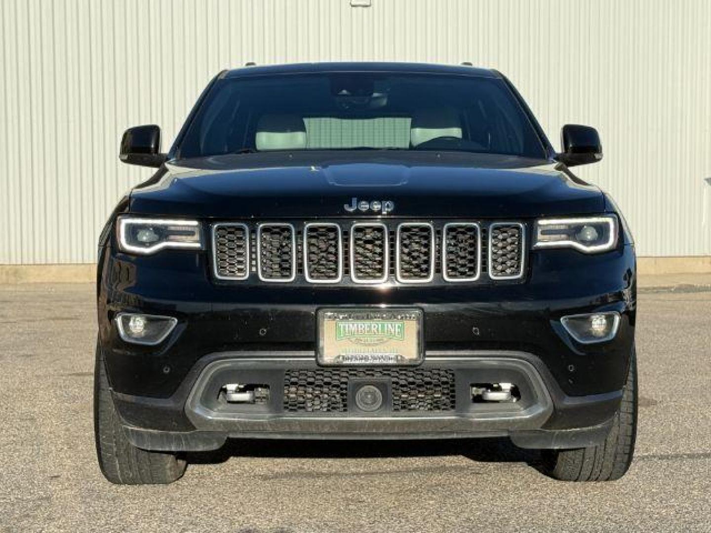 2018 BLACK /Black Jeep Grand Cherokee (1C4RJFBG2JC) with an Pentastar 36L V-6 DOHC engine, Automatic transmission, located at 1175 N Woodruff Ave, Idaho Falls, ID, 83401, 43.506901, -111.999657 - At Timberline Auto, finding a great deal on your next vehicle is always easy! Our experienced sales staff's goal is to help find you the right vehicle at the right price! Our knowledgeable finance department has options for almost any credit score. We offer extended service contract options to prote - Photo#11