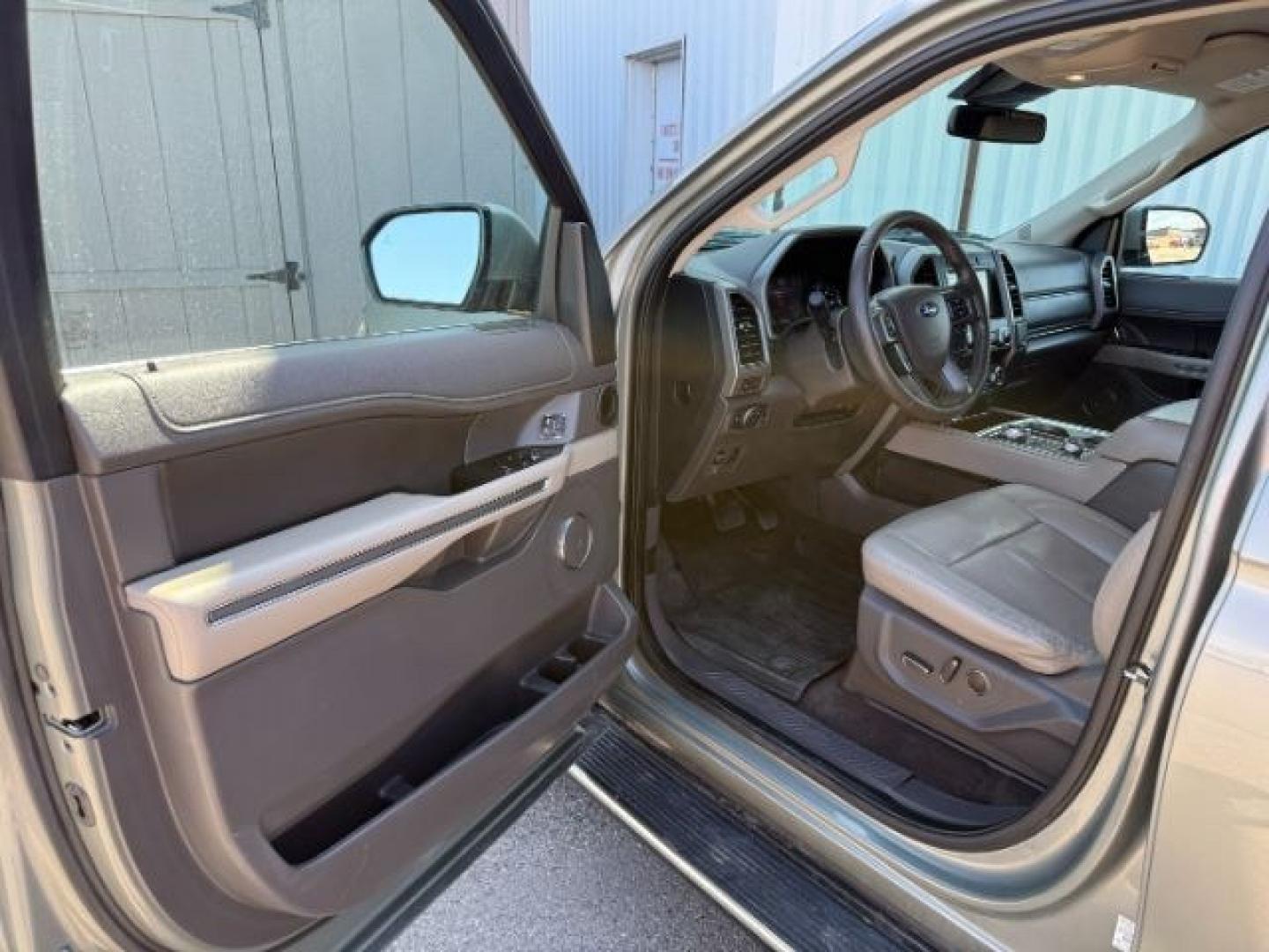 2019 OLIVE /Ebony Ford Expedition MAX (1FMJK1JT9KE) with an EcoBoost 35L V-6 gasoline direct injection engine, Automatic transmission, located at 1175 N Woodruff Ave, Idaho Falls, ID, 83401, 43.506901, -111.999657 - At Timberline Auto, finding a great deal on your next vehicle is always easy! Our experienced sales staff's goal is to help find you the right vehicle at the right price! Our knowledgeable finance department has options for almost any credit score. We offer extended service contract options to prote - Photo#48