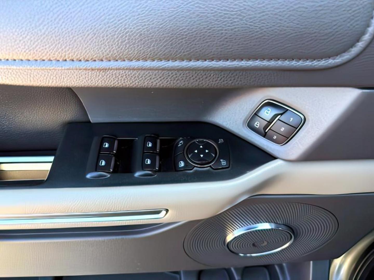 2019 OLIVE /Ebony Ford Expedition MAX (1FMJK1JT9KE) with an EcoBoost 35L V-6 gasoline direct injection engine, Automatic transmission, located at 1175 N Woodruff Ave, Idaho Falls, ID, 83401, 43.506901, -111.999657 - At Timberline Auto, finding a great deal on your next vehicle is always easy! Our experienced sales staff's goal is to help find you the right vehicle at the right price! Our knowledgeable finance department has options for almost any credit score. We offer extended service contract options to prote - Photo#28