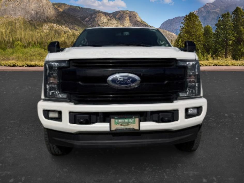 2019 WHITE /Black Ford F-250 LARIAT (1FT7W2BT2KE) with an Powerstroke 6.7L V-8 diesel direct injection engine, AUTOMATIC transmission, located at 1235 N Woodruff Ave., Idaho Falls, 83401, (208) 523-1053, 43.507172, -112.000488 - Clean, confident, and built with purpose, this 2019 Ford F-250 Super Duty brings serious diesel strength with its 6.7L Power Stroke under the hood, ready for demanding towing and heavy hauling. The bed cover adds secure, weather-protected storage that keeps gear and tools locked down and organized,- Photo#9
