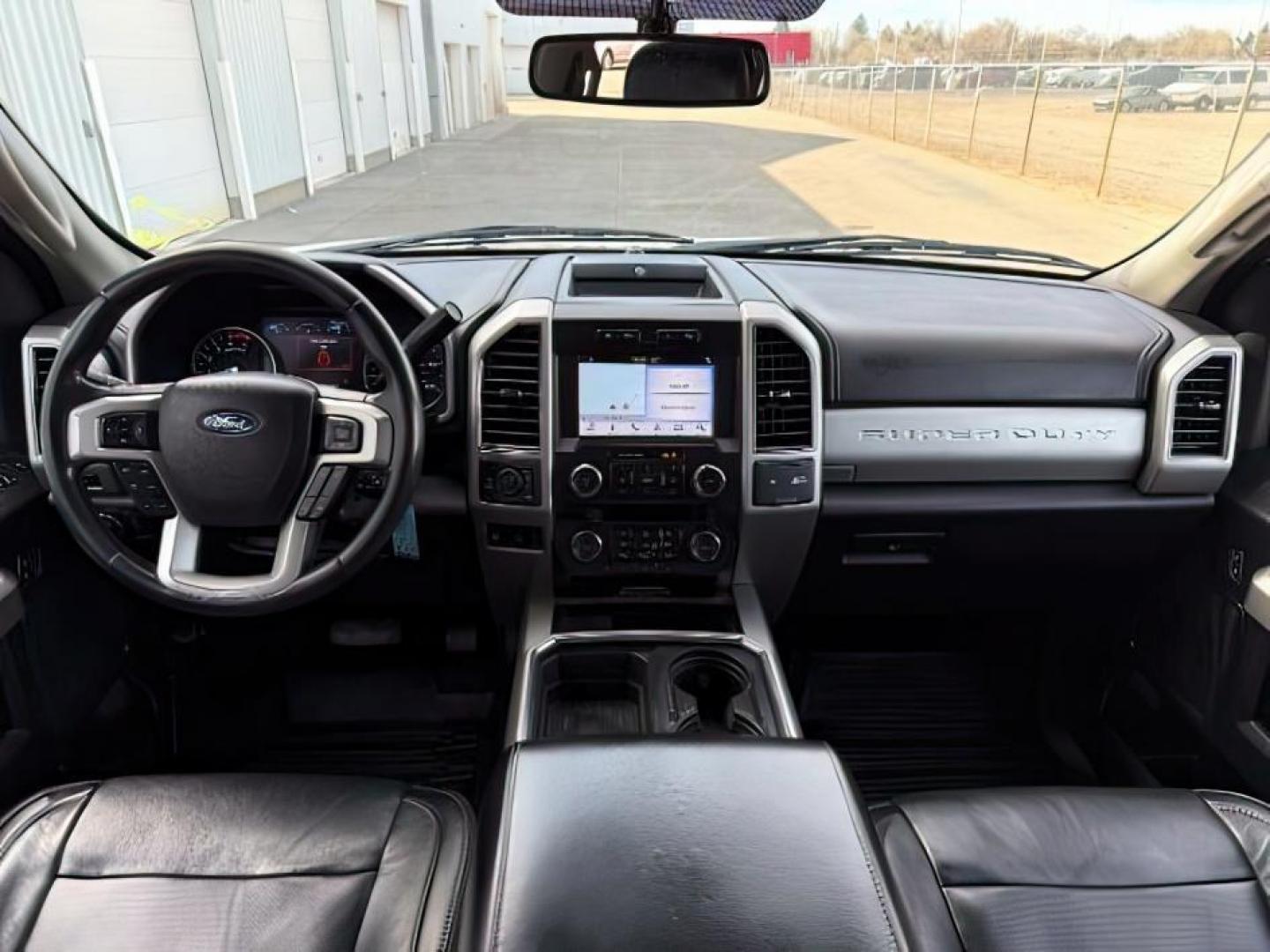 2019 WHITE /Black Ford F-250 LARIAT (1FT7W2BT2KE) with an Powerstroke 6.7L V-8 diesel direct injection engine, AUTOMATIC transmission, located at 1235 N Woodruff Ave., Idaho Falls, 83401, (208) 523-1053, 43.507172, -112.000488 - At Timberline Auto, finding a great deal on your next vehicle is always easy! Our experienced sales staff's goal is to help find you the right vehicle at the right price! Our knowledgeable finance department has options for almost any credit score. We offer extended service contract options to prote - Photo#24