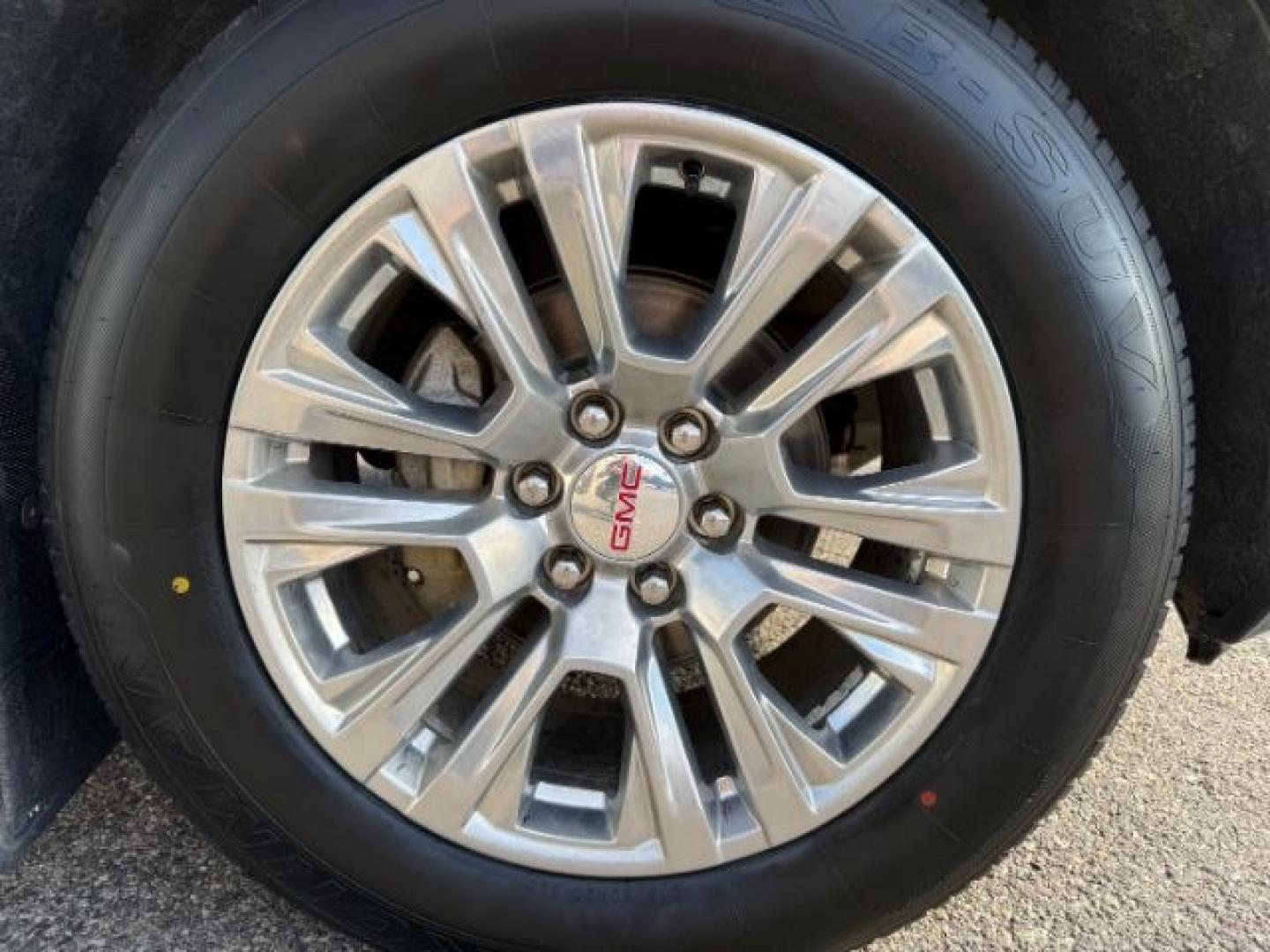 2023 GRAY /Jet Black GMC Sierra 1500 (1GTUUGED0PZ) with an EcoTec3 53L V-8 gasoline direct injection engine, Automatic transmission, located at 1175 N Woodruff Ave, Idaho Falls, ID, 83401, 43.506901, -111.999657 - At Timberline Auto, finding a great deal on your next vehicle is always easy! Our experienced sales staff's goal is to help find you the right vehicle at the right price! Our knowledgeable finance department has options for almost any credit score. We offer extended service contract options to prote - Photo#44