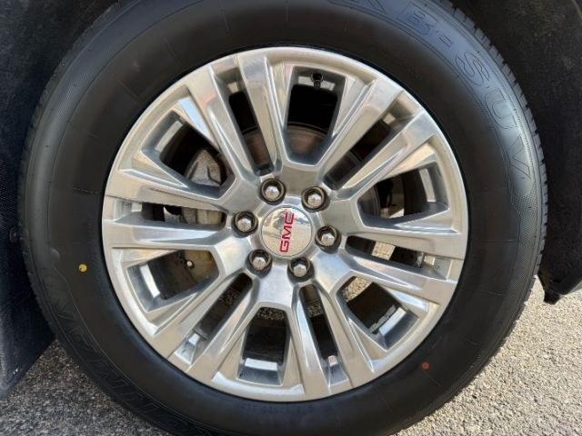 2023 GRAY /Jet Black GMC Sierra 1500 Denali (1GTUUGED0PZ) with an EcoTec3 5.3L V-8 gasoline direct injection engine, AUTOMATIC transmission, located at 1235 N Woodruff Ave., Idaho Falls, 83401, (208) 523-1053, 43.507172, -112.000488 - At Timberline Auto, finding a great deal on your next vehicle is always easy! Our experienced sales staff's goal is to help find you the right vehicle at the right price! Our knowledgeable finance department has options for almost any credit score. We offer extended service contract options to prote- Photo#44