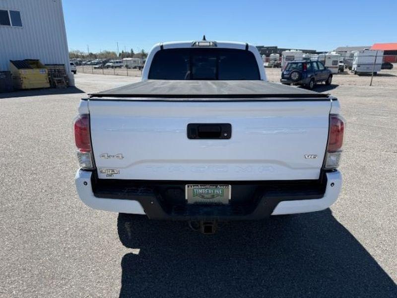 2016 Super White /Hickory Toyota Tacoma Limited (5TFHZ5BN0GX) with an V6, 3.5L engine, 6-speed automatic transmission, located at 1175 N Woodruff Ave, Idaho Falls, ID, 83401, 43.506901, -111.999657 - <b>Vehicle Details</b><br>Looking for a capable midsize truck with premium comfort? This 2016 Toyota Tacoma Limited 4WD in Idaho Falls, ID is a smart choice for drivers who want rugged performance and refined features in one dependable package. Powered by a V6, 3.5L gasoline engine, this Toyota Taco- Photo#3