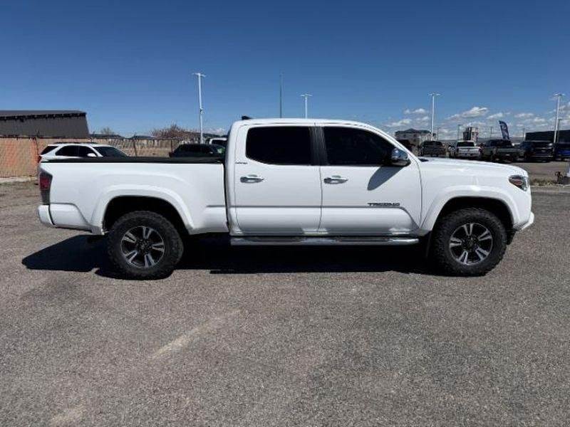 2016 Super White /Hickory Toyota Tacoma Limited (5TFHZ5BN0GX) with an V6, 3.5L engine, 6-speed automatic transmission, located at 1175 N Woodruff Ave, Idaho Falls, ID, 83401, 43.506901, -111.999657 - <b>Vehicle Details</b><br>Looking for a capable midsize truck with premium comfort? This 2016 Toyota Tacoma Limited 4WD in Idaho Falls, ID is a smart choice for drivers who want rugged performance and refined features in one dependable package. Powered by a V6, 3.5L gasoline engine, this Toyota Taco- Photo#7