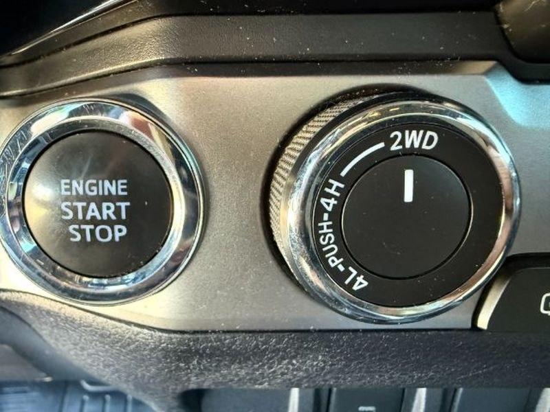 2016 Super White /Hickory Toyota Tacoma Limited (5TFHZ5BN0GX) with an V6, 3.5L engine, 6-speed automatic transmission, located at 1175 N Woodruff Ave, Idaho Falls, ID, 83401, 43.506901, -111.999657 - <b>Vehicle Details</b><br>Looking for a capable midsize truck with premium comfort? This 2016 Toyota Tacoma Limited 4WD in Idaho Falls, ID is a smart choice for drivers who want rugged performance and refined features in one dependable package. Powered by a V6, 3.5L gasoline engine, this Toyota Taco- Photo#19