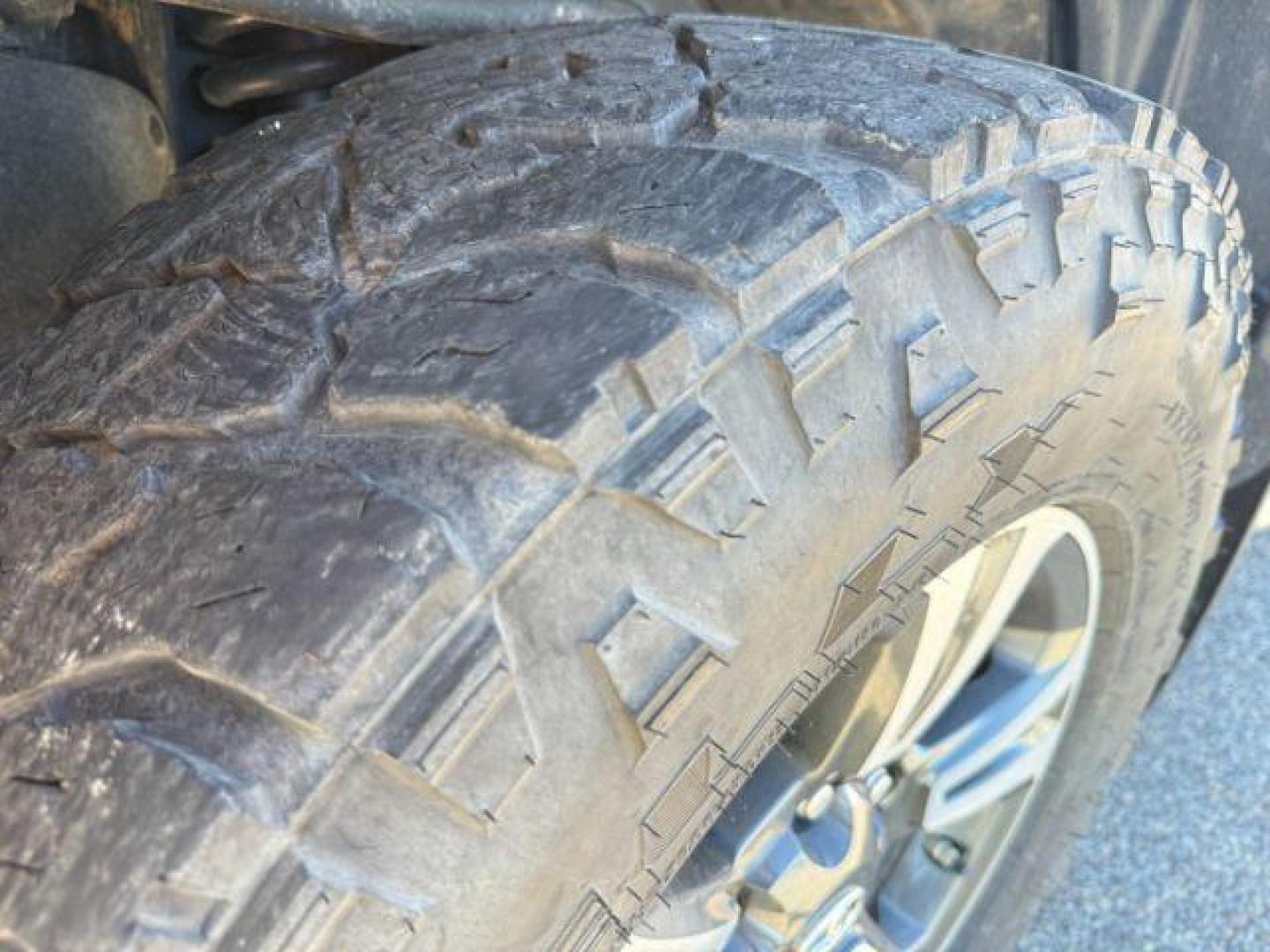 2016 Super White /Hickory Toyota Tacoma (5TFHZ5BN0GX) with an 35L V-6 portdirect injection engine, Automatic transmission, located at 1175 N Woodruff Ave, Idaho Falls, ID, 83401, 43.506901, -111.999657 - At Timberline Auto, finding a great deal on your next vehicle is always easy! Our experienced sales staff's goal is to help find you the right vehicle at the right price! Our knowledgeable finance department has options for almost any credit score. We offer extended service contract options to prote - Photo#37