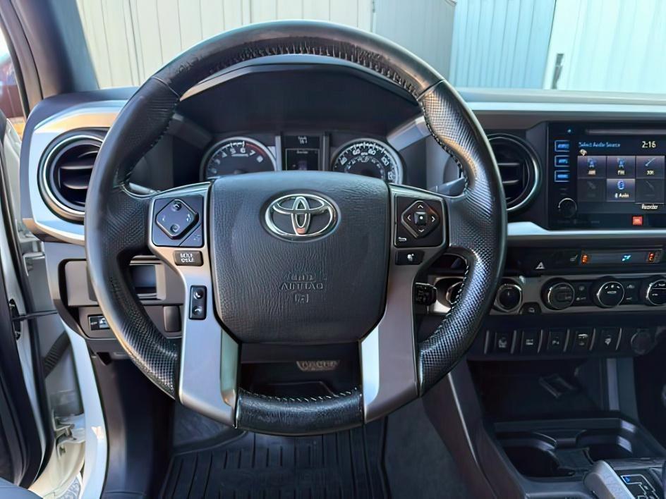 2016 Super White /Hickory Toyota Tacoma (5TFHZ5BN0GX) with an 35L V-6 portdirect injection engine, Automatic transmission, located at 1175 N Woodruff Ave, Idaho Falls, ID, 83401, 43.506901, -111.999657 - At Timberline Auto, finding a great deal on your next vehicle is always easy! Our experienced sales staff's goal is to help find you the right vehicle at the right price! Our knowledgeable finance department has options for almost any credit score. We offer extended service contract options to prote- Photo#15