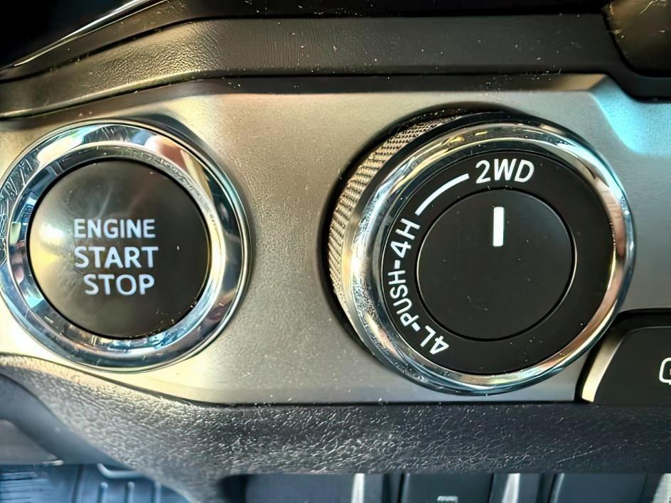 2016 Super White /Hickory Toyota Tacoma (5TFHZ5BN0GX) with an 35L V-6 portdirect injection engine, Automatic transmission, located at 1175 N Woodruff Ave, Idaho Falls, ID, 83401, 43.506901, -111.999657 - At Timberline Auto, finding a great deal on your next vehicle is always easy! Our experienced sales staff's goal is to help find you the right vehicle at the right price! Our knowledgeable finance department has options for almost any credit score. We offer extended service contract options to prote- Photo#19