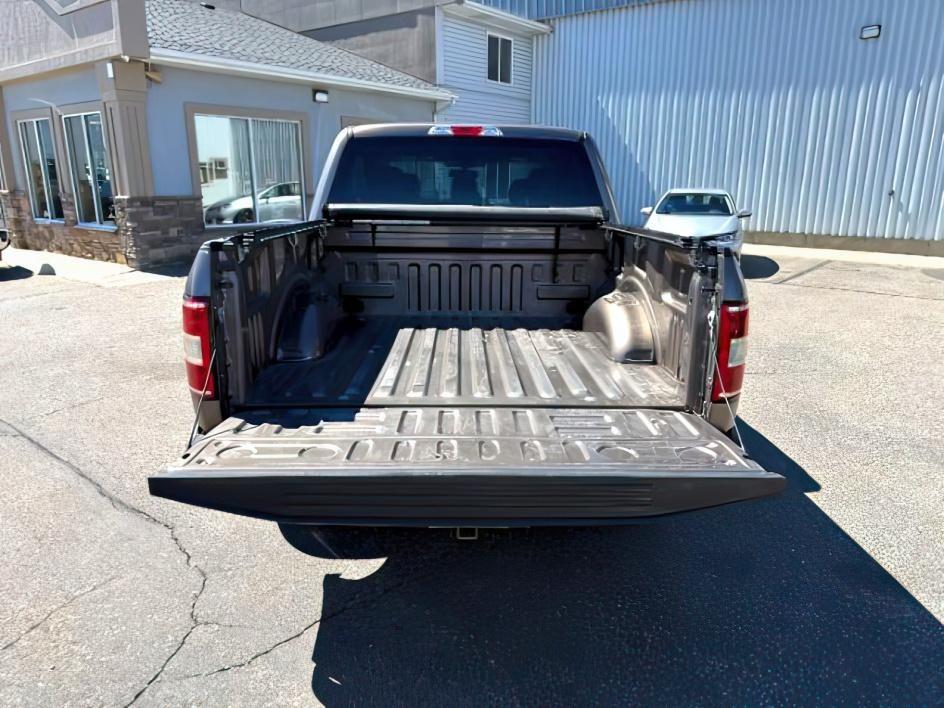 2019 GRAY /Black Ford F-150 (1FTEW1E43KK) with an EcoBoost 35L V-6 portdirect injection engine, Automatic transmission, located at 1175 N Woodruff Ave, Idaho Falls, ID, 83401, 43.506901, -111.999657 - Interior flexibility and full size truck practicality come together in this 2019 Ford F-150 SuperCrew 4x4, giving drivers a setup that works well for both daily use and truck duties. Equipped with a foldable front bench seat configuration, the cabin can adapt for added seating capacity or create add- Photo#5