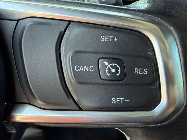 2022 WHITE /Black Jeep Gladiator Overland 4x4 (1C6HJTFG9NL) with an 3.6L V-6 DOHC engine, AUTOMATIC transmission, located at 1235 N Woodruff Ave., Idaho Falls, 83401, (208) 523-1053, 43.507172, -112.000488- Photo#48