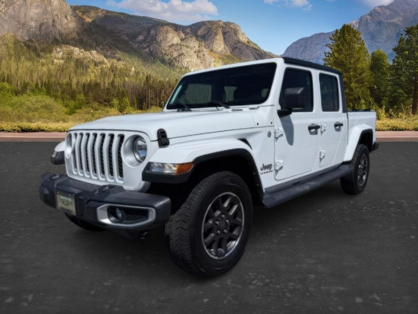 2022 WHITE /Black Jeep Gladiator (1C6HJTFG9NL) with an 36L V-6 DOHC engine, Automatic transmission, located at 1175 N Woodruff Ave, Idaho Falls, ID, 83401, 43.506901, -111.999657 - At Timberline Auto, finding a great deal on your next vehicle is always easy! Our experienced sales staff's goal is to help find you the right vehicle at the right price! Our knowledgeable finance department has options for almost any credit score. We offer extended service contract options to prote - Photo#0
