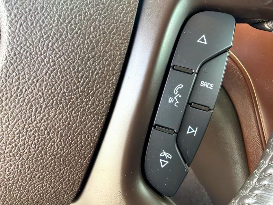2014 GOLD /Ebony Buick Enclave Premium (5GAKVCKD8EJ) with an 3.6L V-6 gasoline direct injection engine, AUTOMATIC transmission, located at 1235 N Woodruff Ave., Idaho Falls, 83401, (208) 523-1053, 43.507172, -112.000488 - This 2014 Buick Enclave is a full-size SUV designed for comfortable family travel with spacious three-row seating and smooth road manners. Powered by a 3.6L V6 (VIN verified), it delivers balanced performance for daily driving, highway trips, and light towing needs. The ride is tuned for comfort, ma- Photo#22