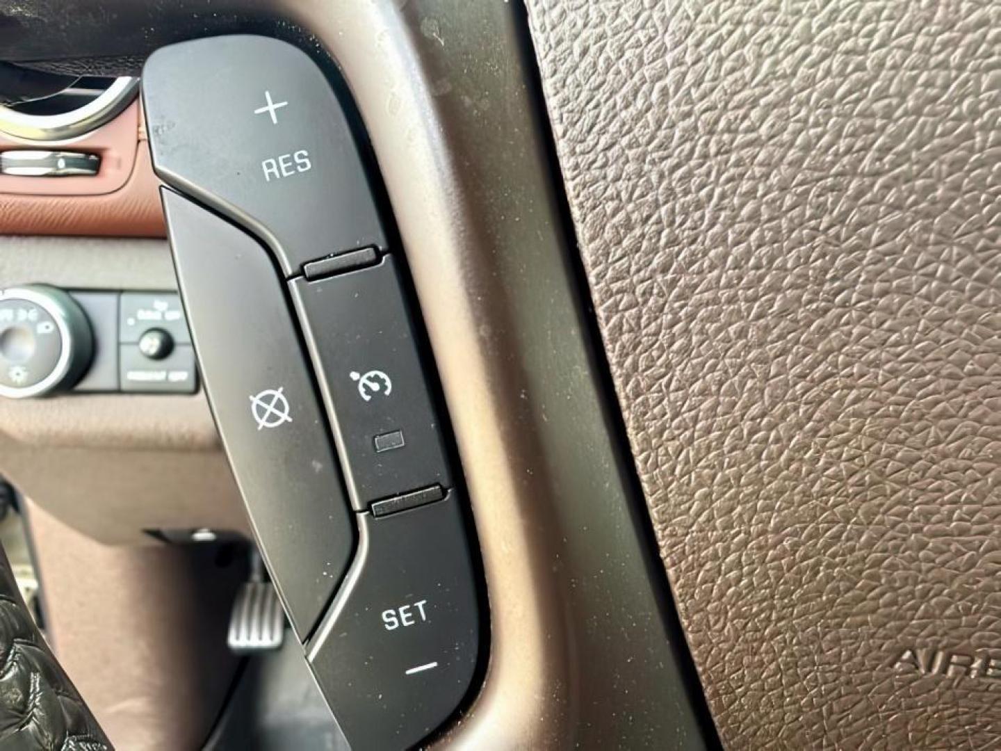 2014 GOLD /Ebony Buick Enclave (5GAKVCKD8EJ) with an 36L V-6 gasoline direct injection engine, Automatic transmission, located at 1175 N Woodruff Ave, Idaho Falls, ID, 83401, 43.506901, -111.999657 - At Timberline Auto, finding a great deal on your next vehicle is always easy! Our experienced sales staff's goal is to help find you the right vehicle at the right price! Our knowledgeable finance department has options for almost any credit score. We offer extended service contract options to prote - Photo#23