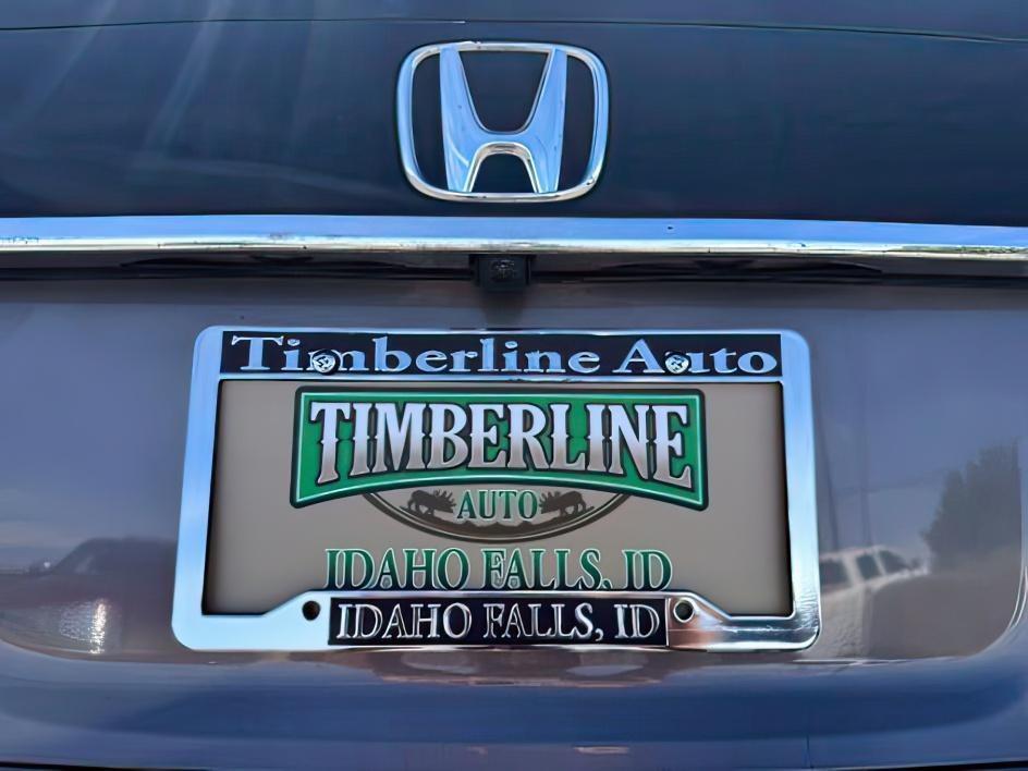 2012 GRAY /LEATHER Honda CR-V EX (5J6RM4H71CL) with an 2.4L I-4 port/direct injection engine, AUTOMATIC transmission, located at 1235 N Woodruff Ave., Idaho Falls, 83401, (208) 523-1053, 43.507172, -112.000488 - At Timberline Auto, finding a great deal on your next vehicle is always easy! Our experienced sales staff's goal is to help find you the right vehicle at the right price! Our knowledgeable finance department has options for almost any credit score. We offer extended service contract options to prote- Photo#4