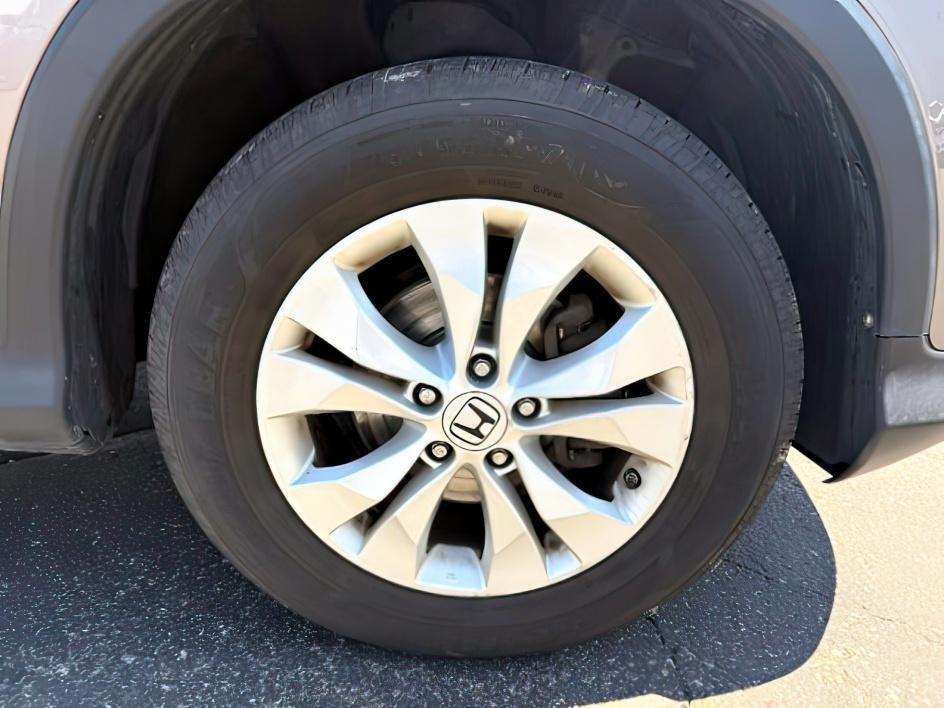 2012 GRAY /LEATHER Honda CR-V EX (5J6RM4H71CL) with an 2.4L I-4 port/direct injection engine, AUTOMATIC transmission, located at 1235 N Woodruff Ave., Idaho Falls, 83401, (208) 523-1053, 43.507172, -112.000488 - At Timberline Auto, finding a great deal on your next vehicle is always easy! Our experienced sales staff's goal is to help find you the right vehicle at the right price! Our knowledgeable finance department has options for almost any credit score. We offer extended service contract options to prote- Photo#12