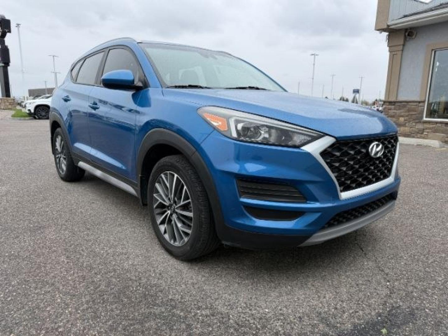 2019 BLUE /Black Hyundai Tucson (KM8J3CAL8KU) with an Theta 24L I-4 gasoline direct injection engine, Automatic transmission, located at 1175 N Woodruff Ave, Idaho Falls, ID, 83401, 43.506901, -111.999657 - At Timberline Auto, finding a great deal on your next vehicle is always easy! Our experienced sales staff's goal is to help find you the right vehicle at the right price! Our knowledgeable finance department has options for almost any credit score. We offer extended service contract options to prote - Photo#38