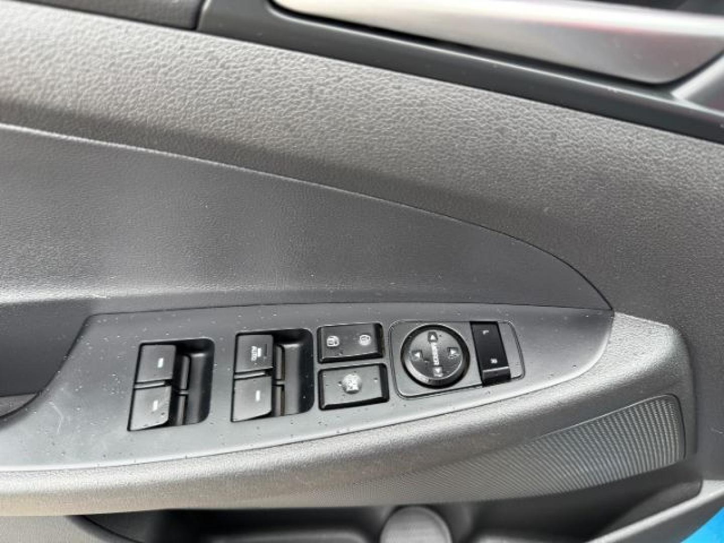 2019 BLUE /Black Hyundai Tucson (KM8J3CAL8KU) with an Theta 24L I-4 gasoline direct injection engine, Automatic transmission, located at 1175 N Woodruff Ave, Idaho Falls, ID, 83401, 43.506901, -111.999657 - At Timberline Auto, finding a great deal on your next vehicle is always easy! Our experienced sales staff's goal is to help find you the right vehicle at the right price! Our knowledgeable finance department has options for almost any credit score. We offer extended service contract options to prote - Photo#54