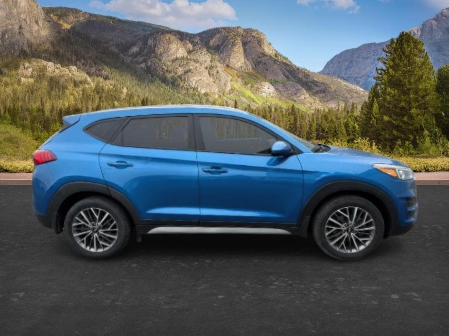 2019 BLUE /Black Hyundai Tucson (KM8J3CAL8KU) with an Theta 24L I-4 gasoline direct injection engine, Automatic transmission, located at 1175 N Woodruff Ave, Idaho Falls, ID, 83401, 43.506901, -111.999657 - At Timberline Auto, finding a great deal on your next vehicle is always easy! Our experienced sales staff's goal is to help find you the right vehicle at the right price! Our knowledgeable finance department has options for almost any credit score. We offer extended service contract options to prote - Photo#8